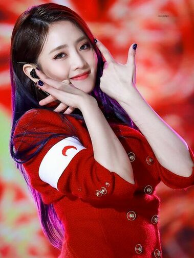 Minnie (민니)